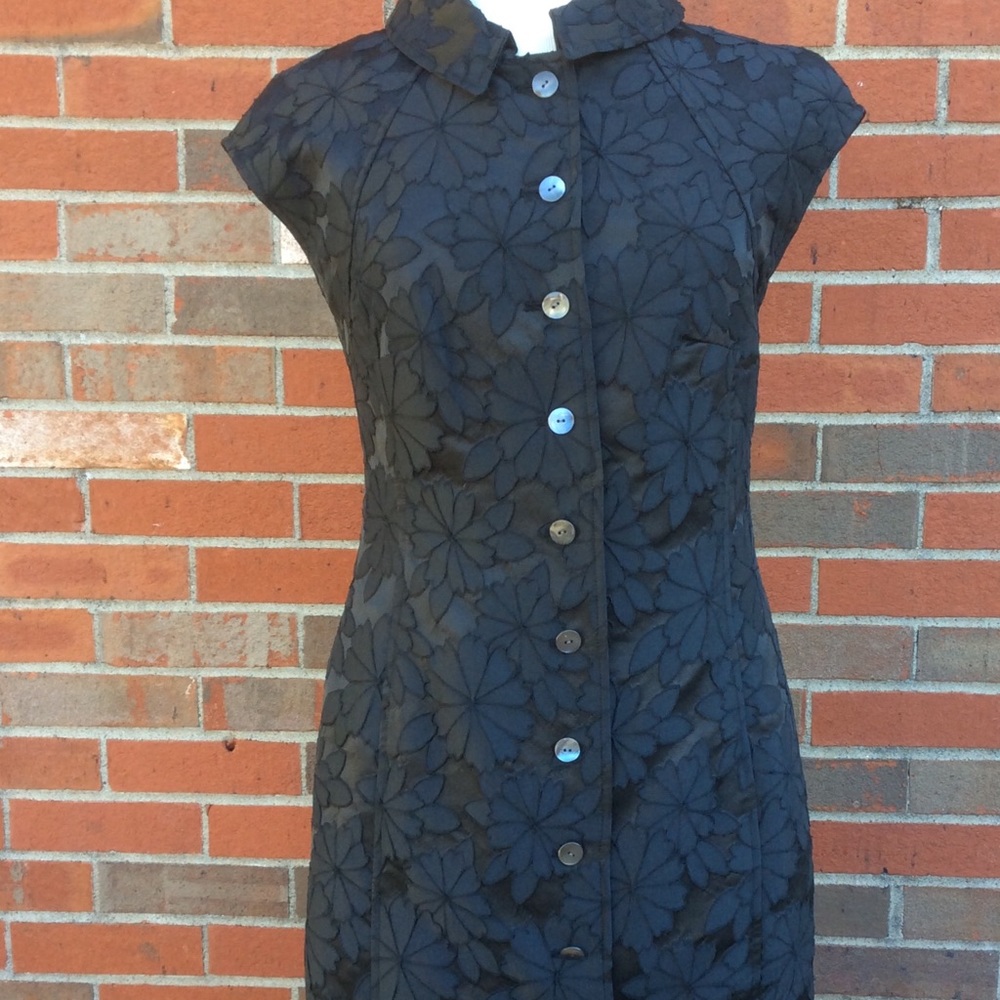 Worth dress size 8